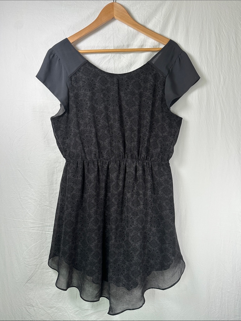 American Eagle Outfitters Black Short Sleeve Patterned Shift Dress